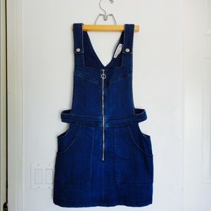 Overall dress